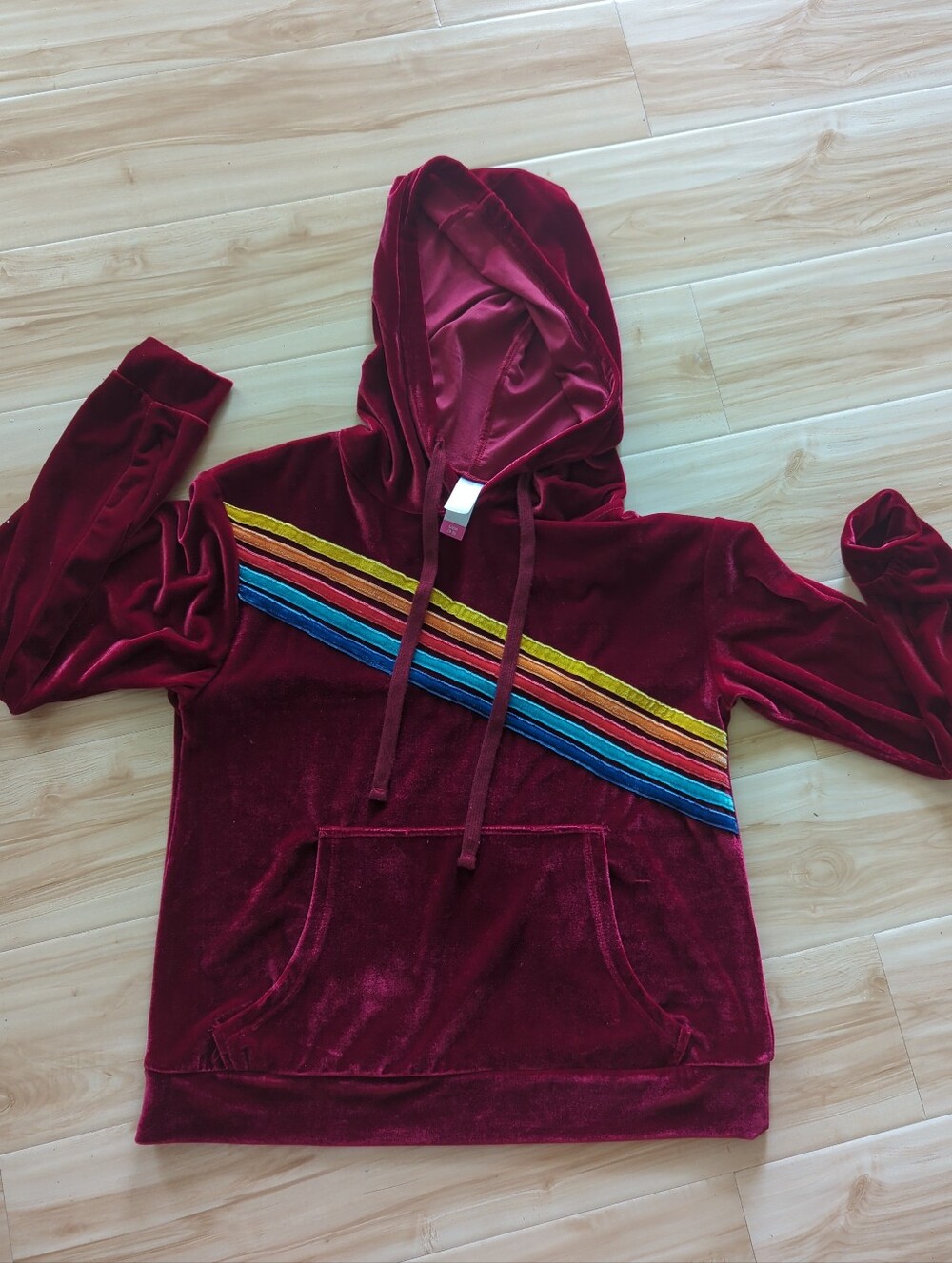 Velvet Dark Red Hoodie w/ Rainbow Stripe Retro 70s Style No Boundaries Brand Sm